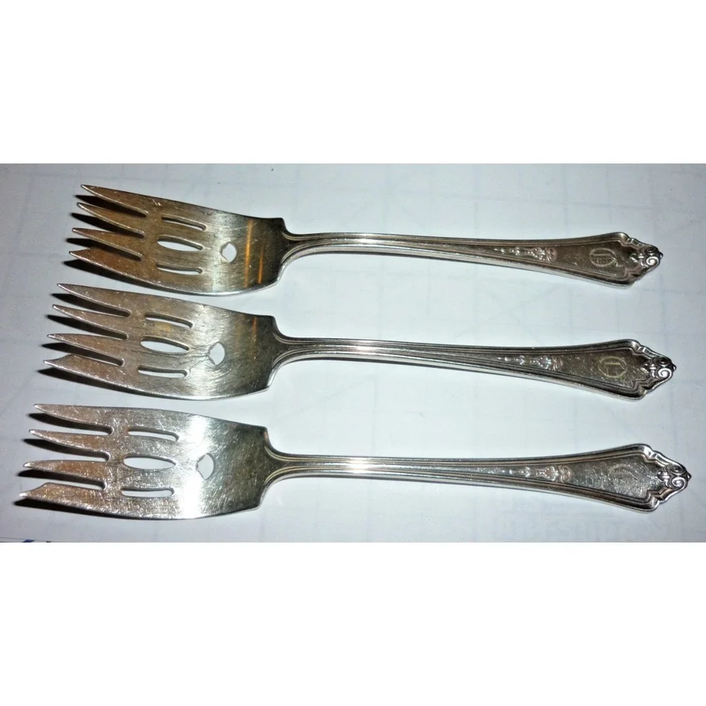 3 GM Co EP‎ Pat. silverplate fork Pastry Antique Monogram Gorham